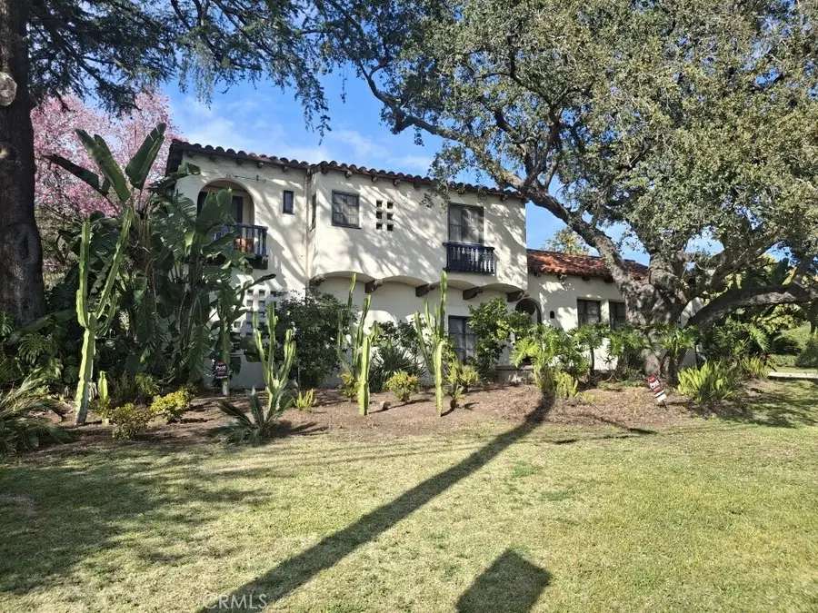 725 W Hillcrest Boulevard, Monrovia, CA 91016 - #2