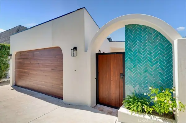 4171 Holly Knoll Drive, Los Angeles, CA 90027