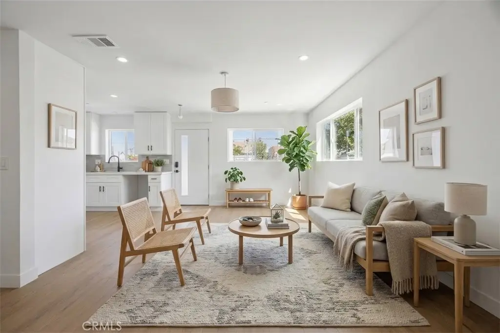 1154 W 67th, Los Angeles, CA 90044 - #1