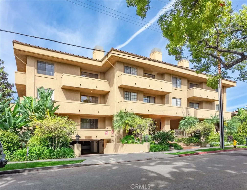 221 S Oak Knoll Avenue #202, Pasadena, CA 91101 - #1