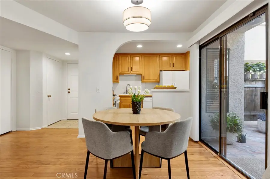 11939 Weddington Street #106, Valley Village, CA 91607 - #3