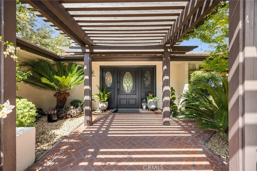 3854 Hampstead Road, La Canada Flintridge, CA 91011 - #3