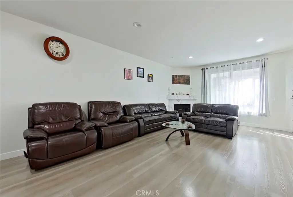 18347 Saticoy #6, Reseda, CA 91335 - #1
