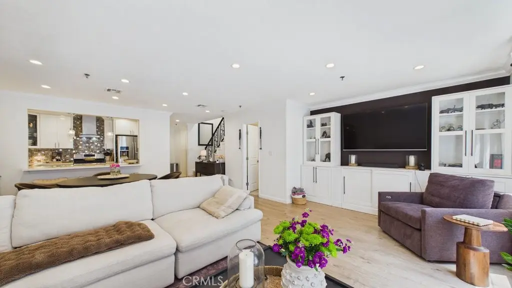 735 W California #102, Glendale, CA 91203 - #1