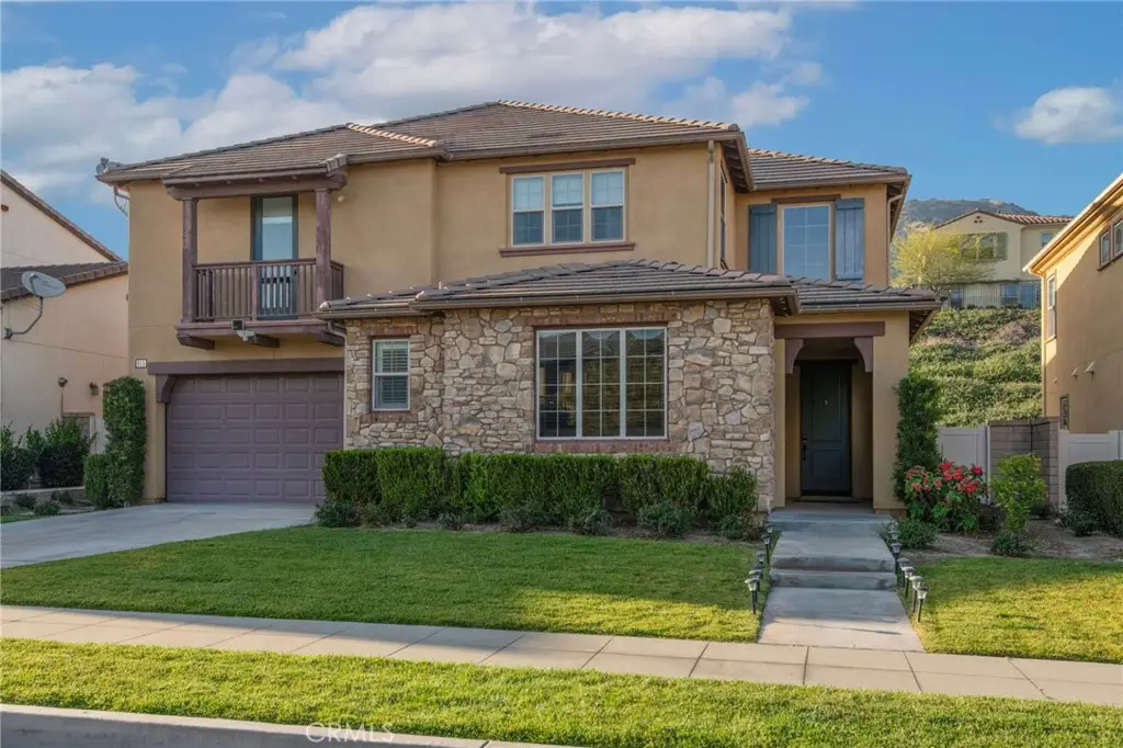 885 E Manresa, Azusa, CA 91702 - #1