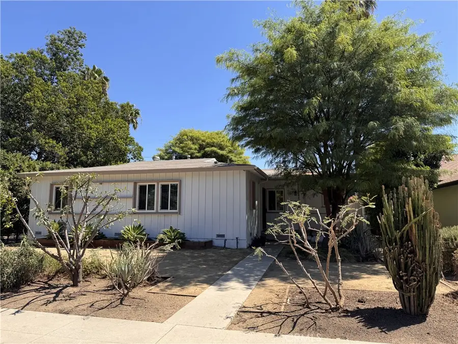 20146 Hartland, Winnetka, CA 91306 - #2