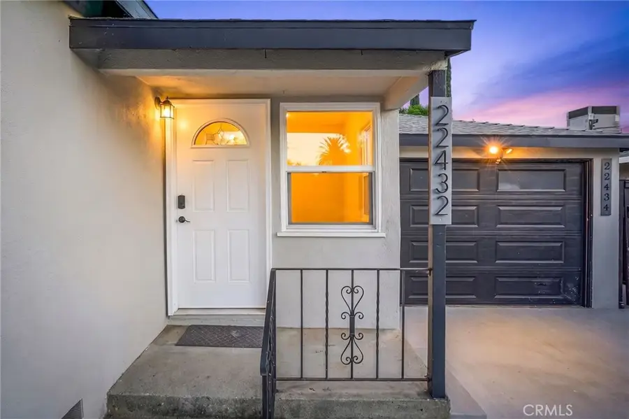 22432 Berdon Street, Woodland Hills, CA 91367 - #2