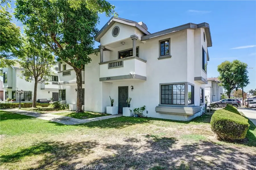 2535 California Avenue #1, Signal Hill, CA 90755 - #2