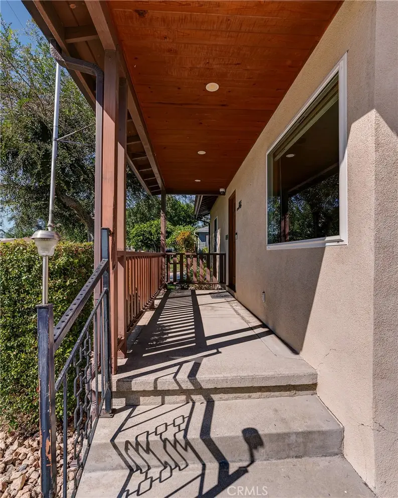 1883 Layton Street, Pasadena, CA 91104 - #3