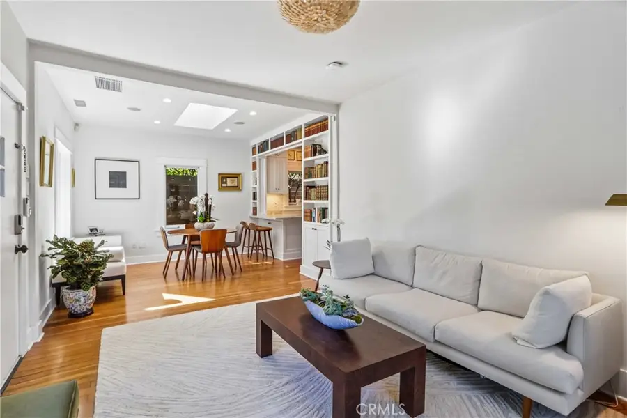 8863 Cynthia Street, West Hollywood, CA 90069 - #3