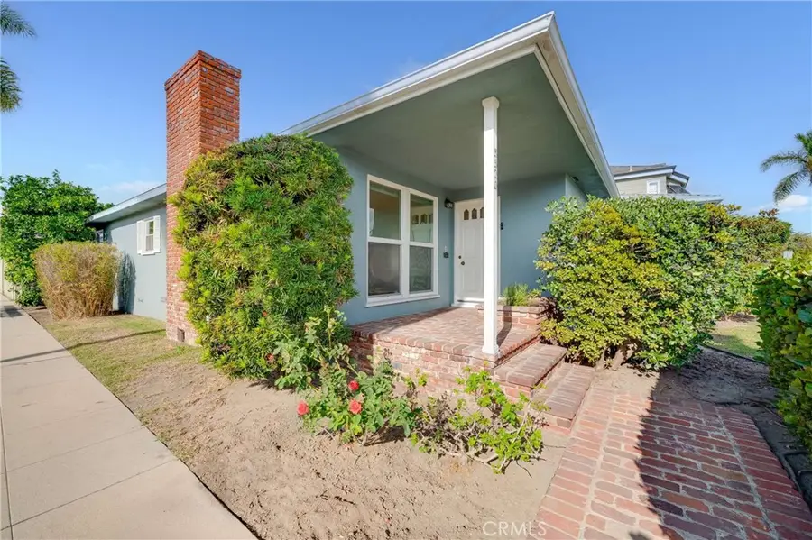 5320 E Broadway, Long Beach, CA 90803 - #2