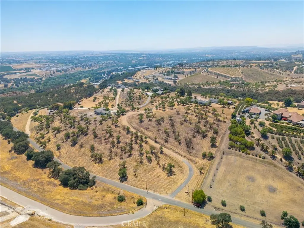 375 Villa Lots Road, Paso Robles, CA 93446 - Image #1