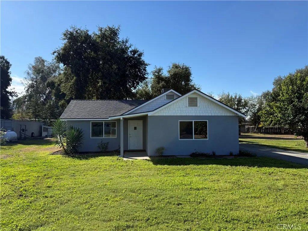 24323 Avenue 324, Woodlake, CA 93286 - Image #1