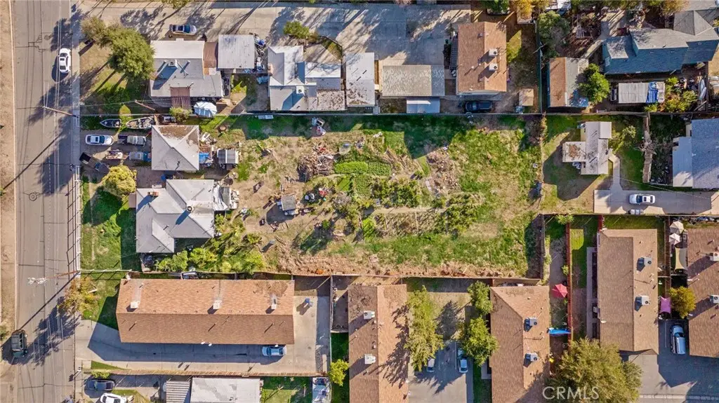 829 N Leslie Street, Visalia, CA 93291 - #1