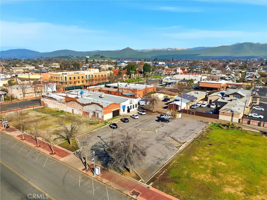 116 S Elmwood Avenue, Lindsay, CA 93247 - Image #2