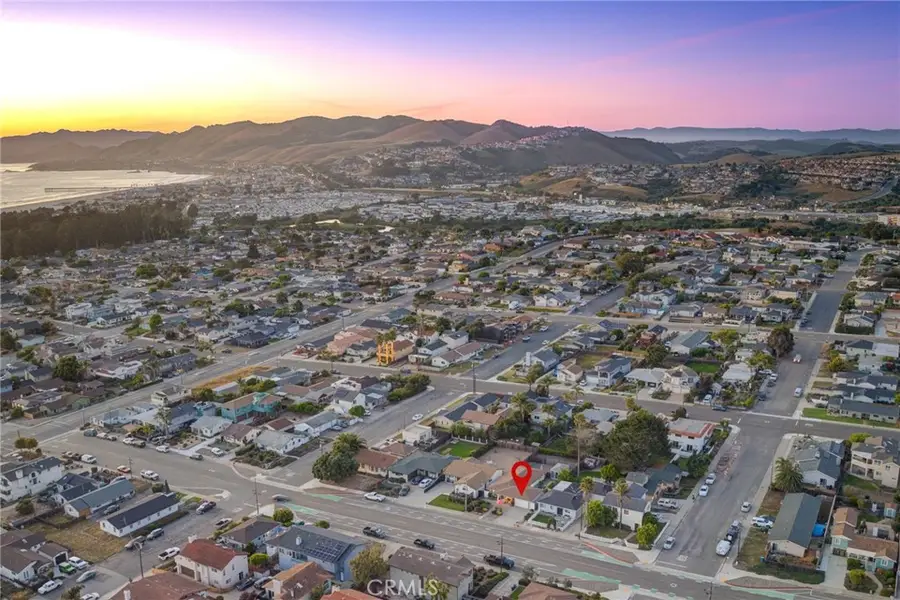 555 Newport Avenue, Grover Beach, CA 93433 - #2