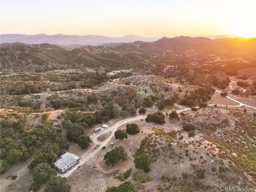 5885 Lion Ridge, Creston, CA 93432 - #3
