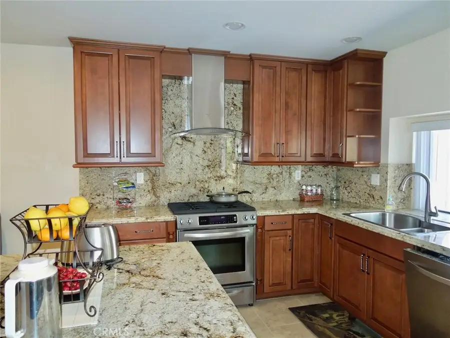 21931 Burbank #23, Woodland Hills, CA 91367 - #3