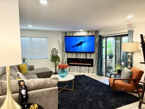 200 E Racquet Club #45, Palm Springs, CA 92262