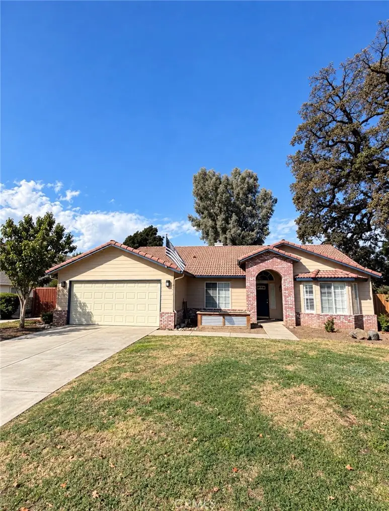 1711 N Stover, Visalia, CA 93292 - #1
