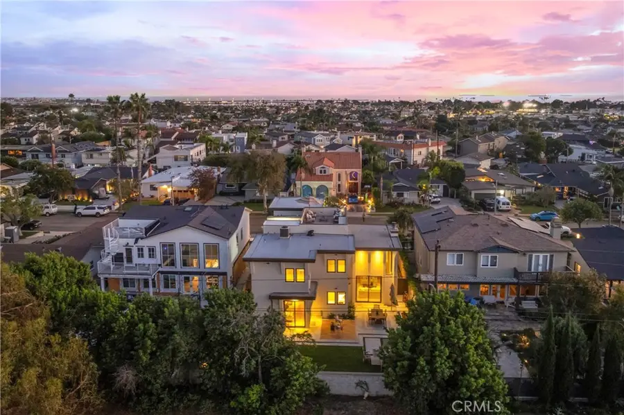 1205 Crestview, Seal Beach, CA 90740 - #2