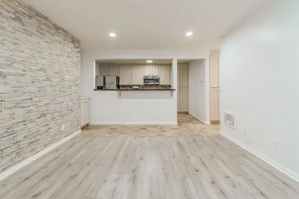 9860 Dale Avenue #D10, Spring Valley, CA 91977