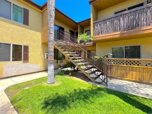 472 Graves Avenue #12, El Cajon, CA 92020