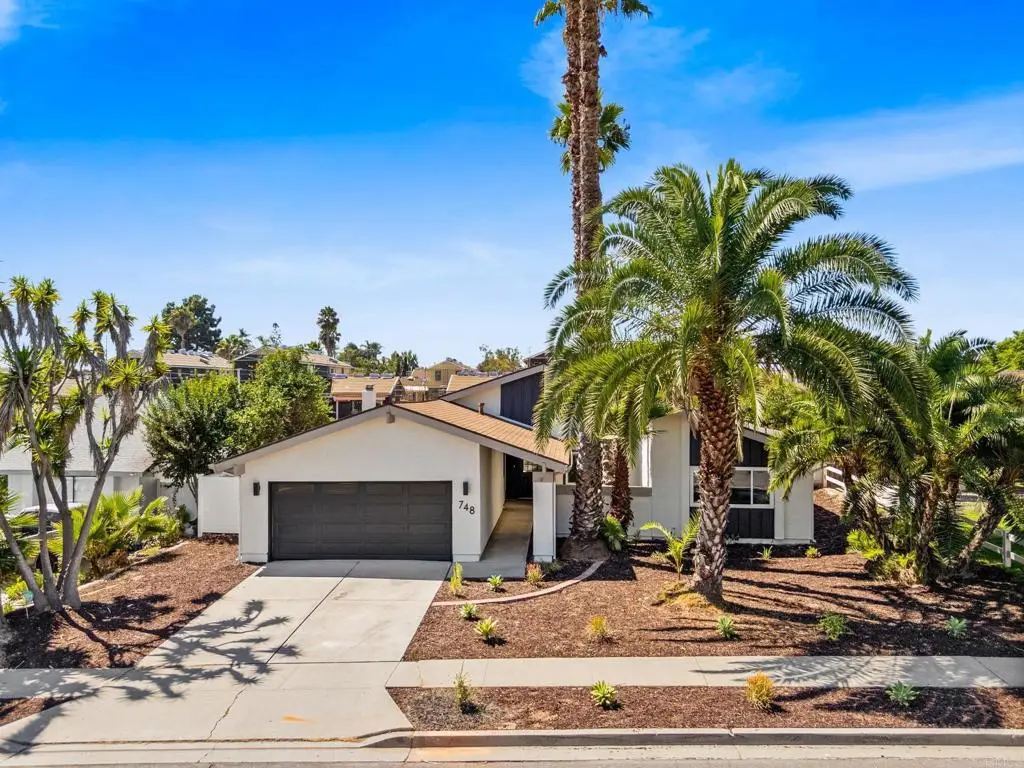 748 Granada Drive, Vista, CA 92083 - Image #1