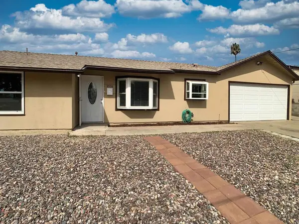 9336 Carlton Hills Blvd, Santee, CA 92071