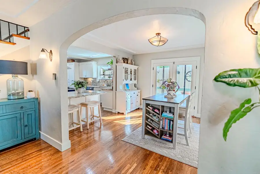 344 Pomona Ave, Coronado, CA 92118 - Image #3