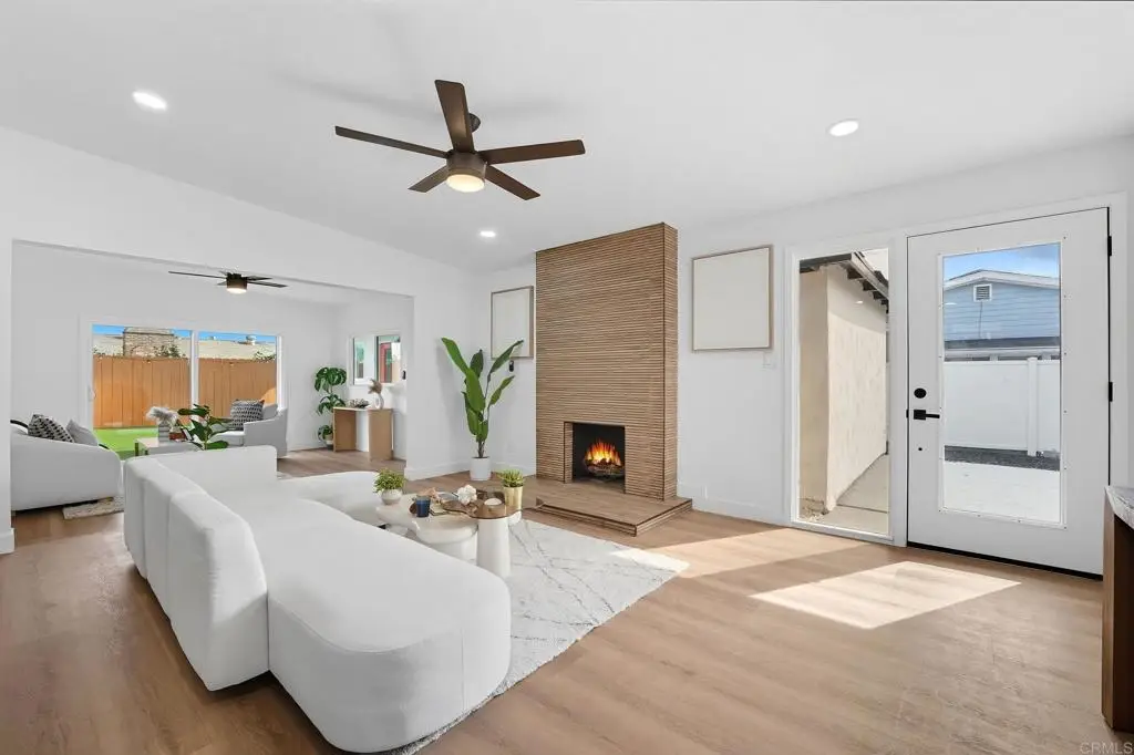 730 W Chase Avenue, El Cajon, CA 92020 - Image #1