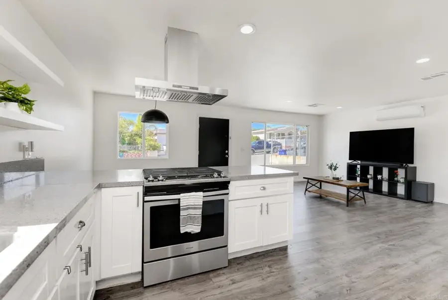 611 San Juhn Street, Spring Valley, CA 91977 - Image #3