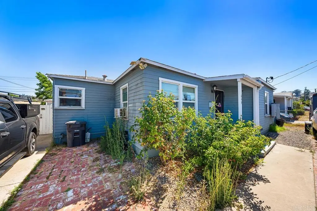 649 W Washington Ave, El Cajon, CA 92020 - #1