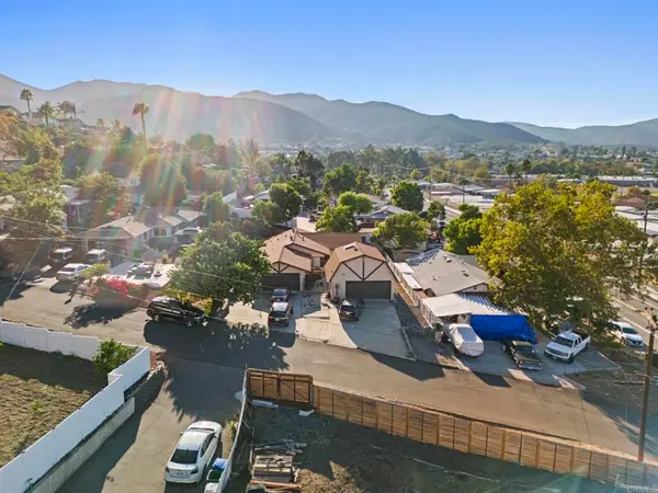 8552 Brodie Lane, Santee, CA 92071