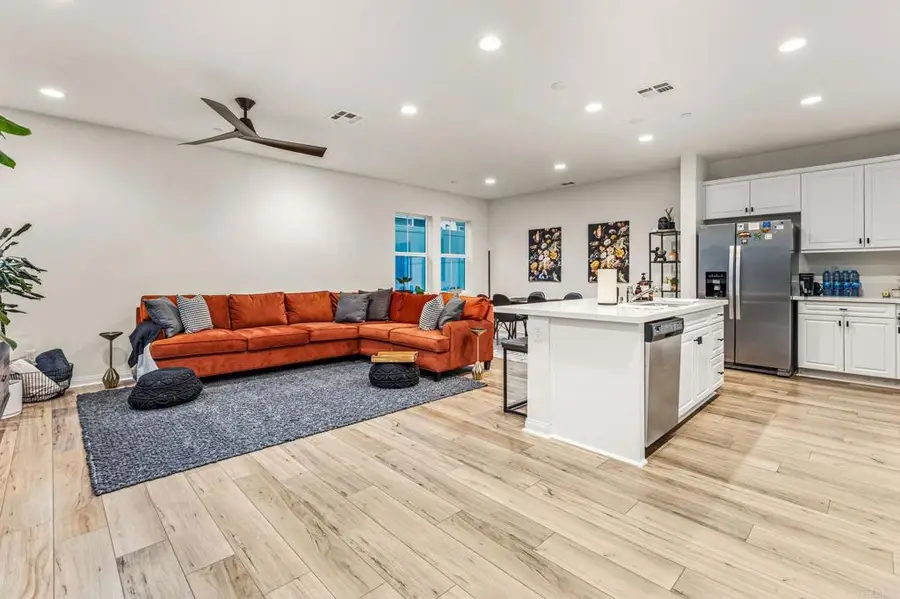 506 Willowmore Street, Vista, CA 92081 - Image #3