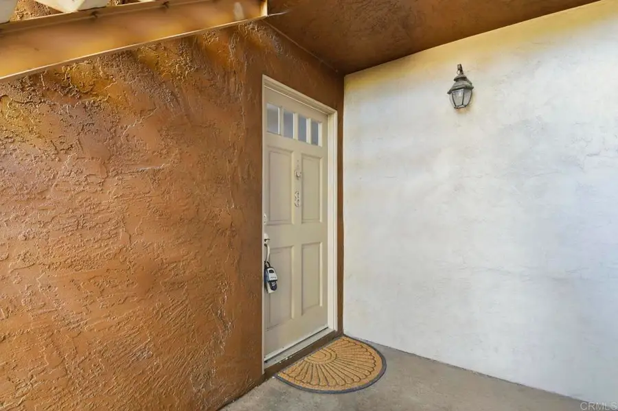 550 Graves Avenue #8, El Cajon, CA 92020 - #3