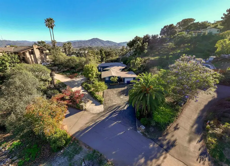 10111 Pinnacle Lane, La Mesa, CA 91941 - Image #2