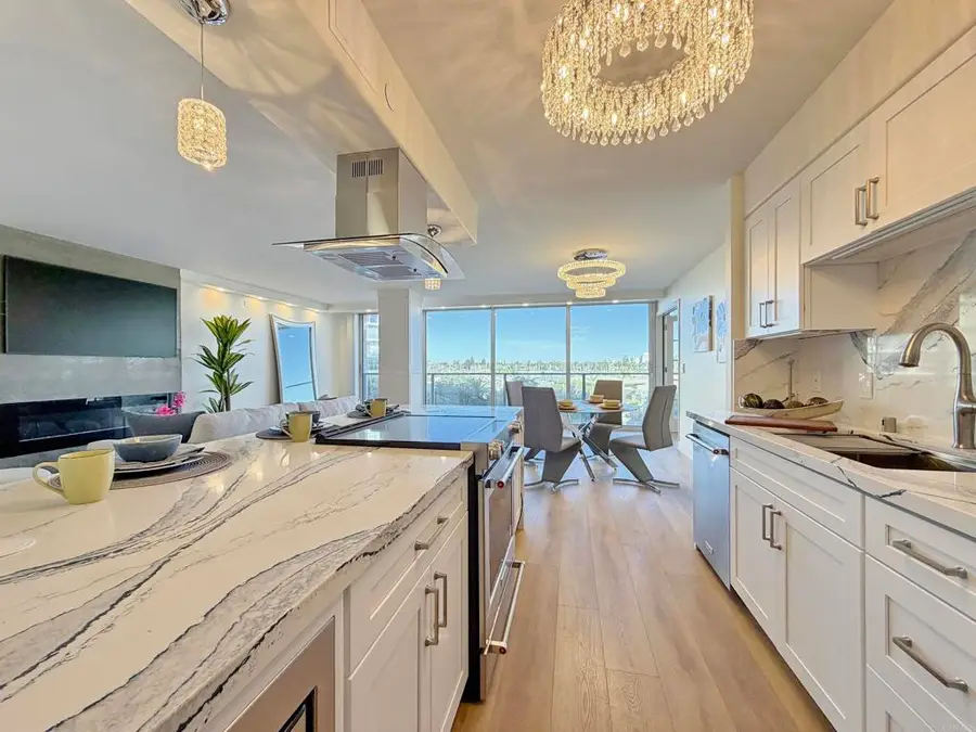 1820 Avenida Del Mundo #208, Coronado, CA 92118 - #2