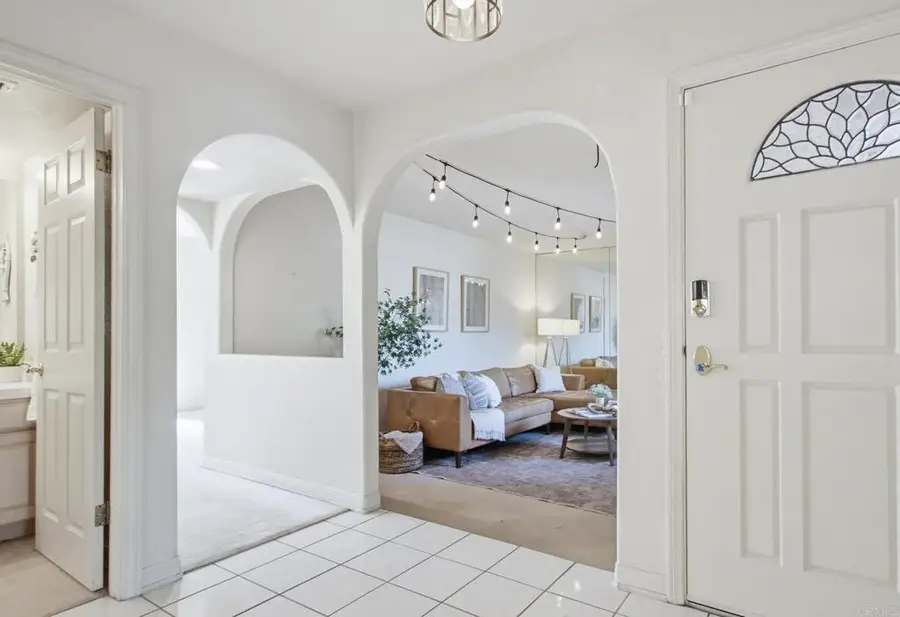 2399 Ivy Road, Oceanside, CA 92054 - Image #3