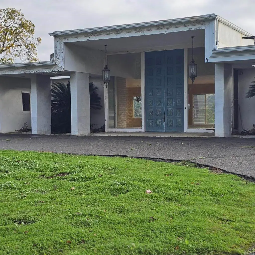 1164 Idaho Avenue, Escondido, CA 92027 - Image #1