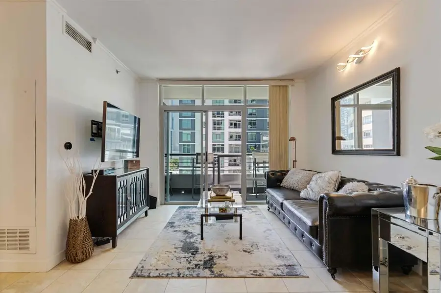 425 W Beech Street #851, San Diego, CA 92101 - Image #3