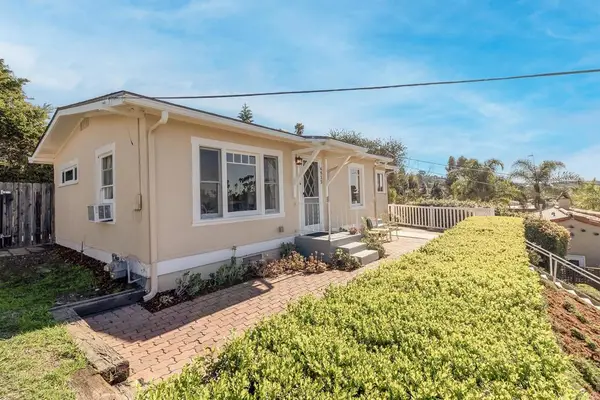 4935 Clearview Way, La Mesa, CA 91942