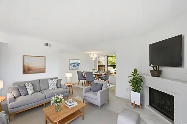 12250 Corte Sabio #2210, San Diego, CA 92128