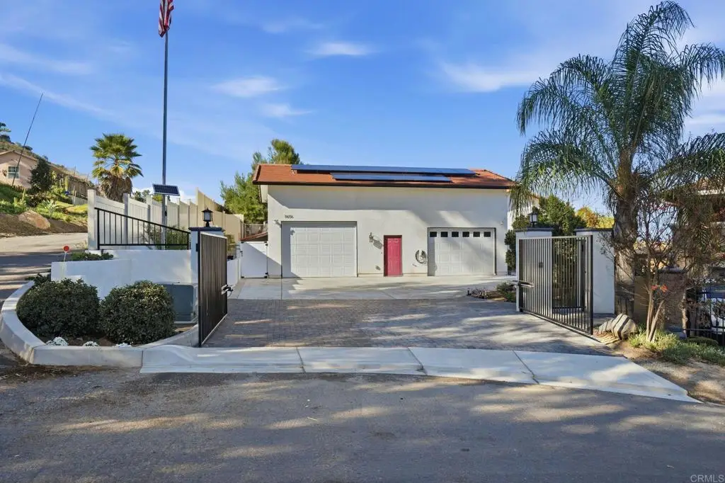 11656 Green Ln, Lakeside, CA 92040 - Image #1