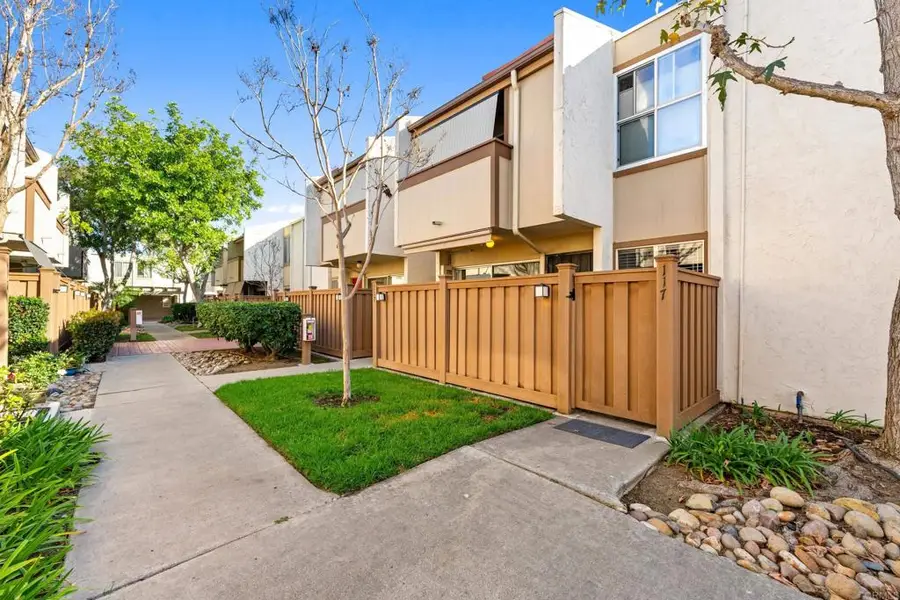 3549 Castle Glen Drive #117, San Diego, CA 92123 - #2