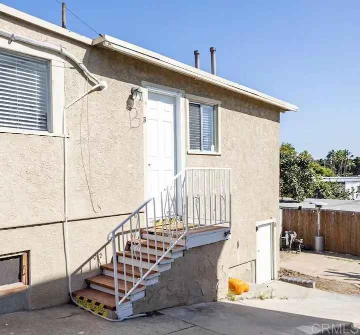 426 E Plaza, National City, CA 91950 - #2