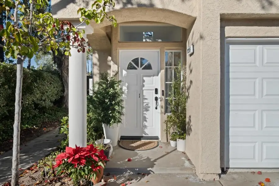 11330 Camino Playa Cancun, San Diego, CA 92124 - #3