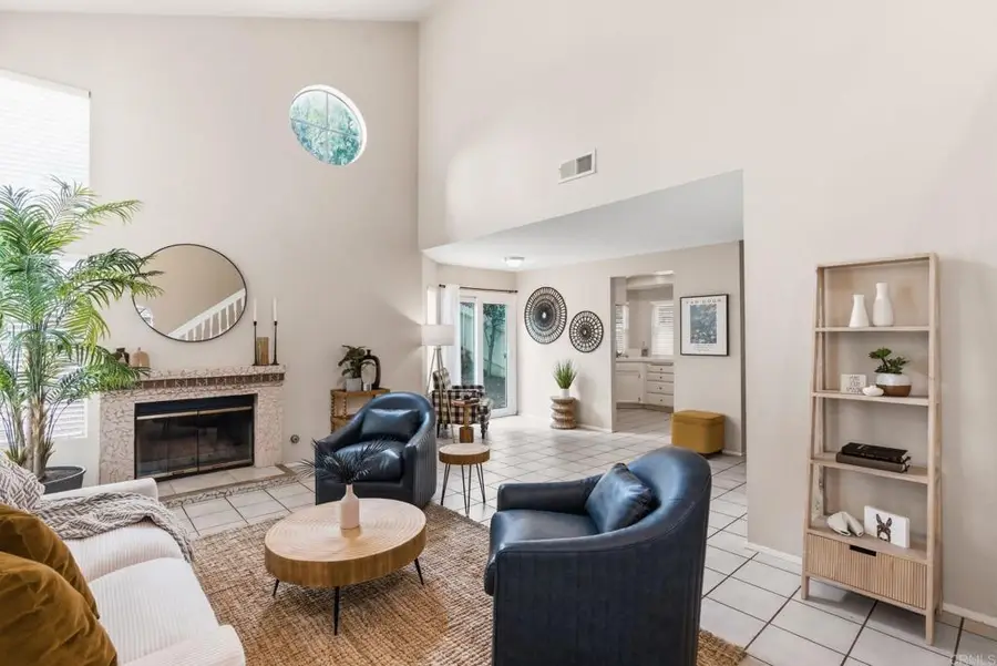 609 Mustang Glen, Escondido, CA 92027 - #2