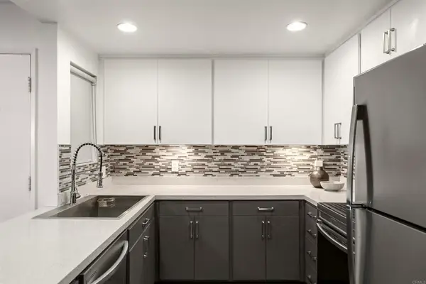 475 N Midway Drive #117, Escondido, CA 92027