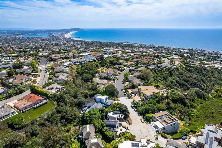 6105 Avenida Chamnez, La Jolla, CA 92037 - #2